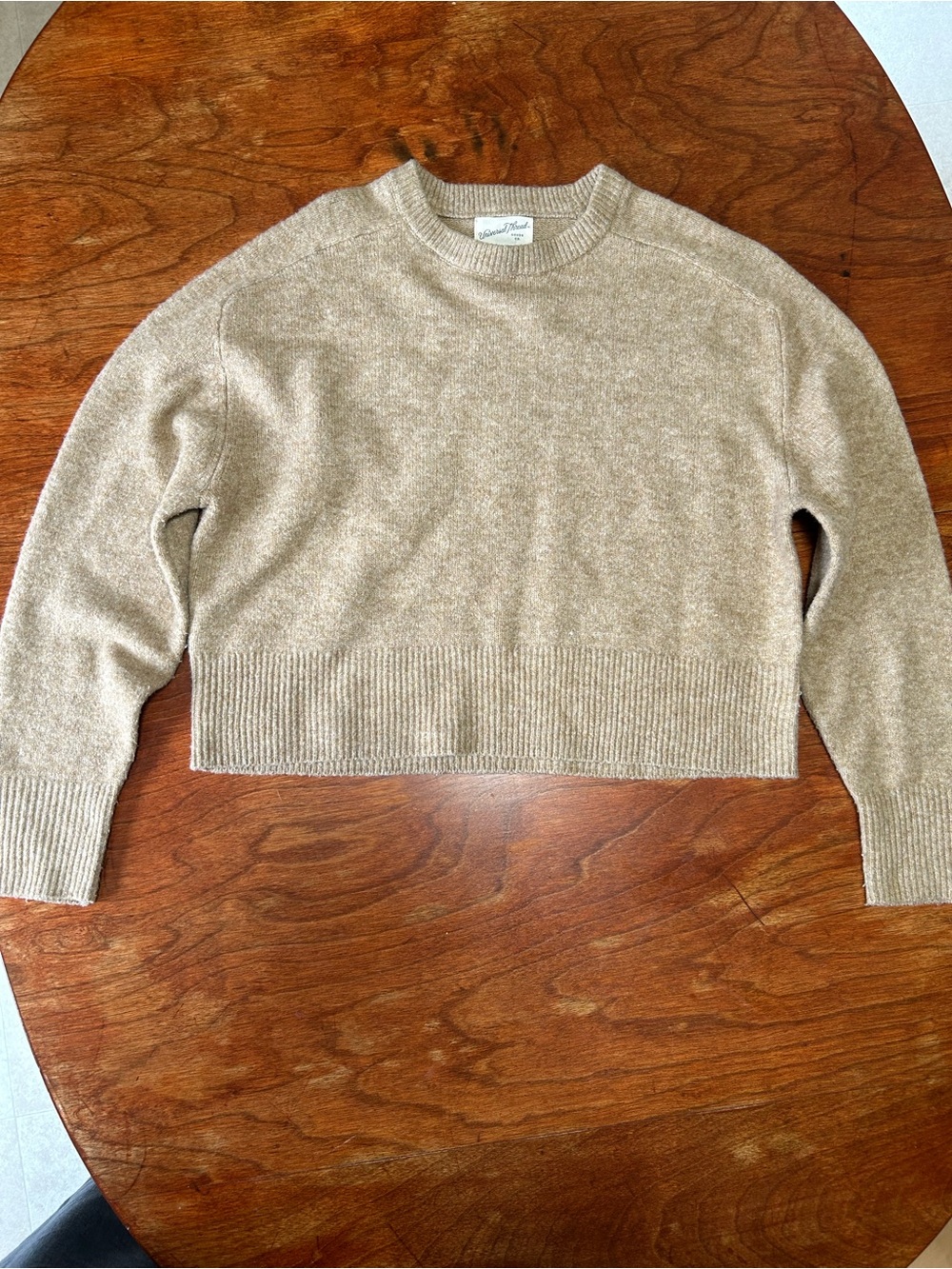 Universal Thread Cropped Crewneck Sweater in Tan